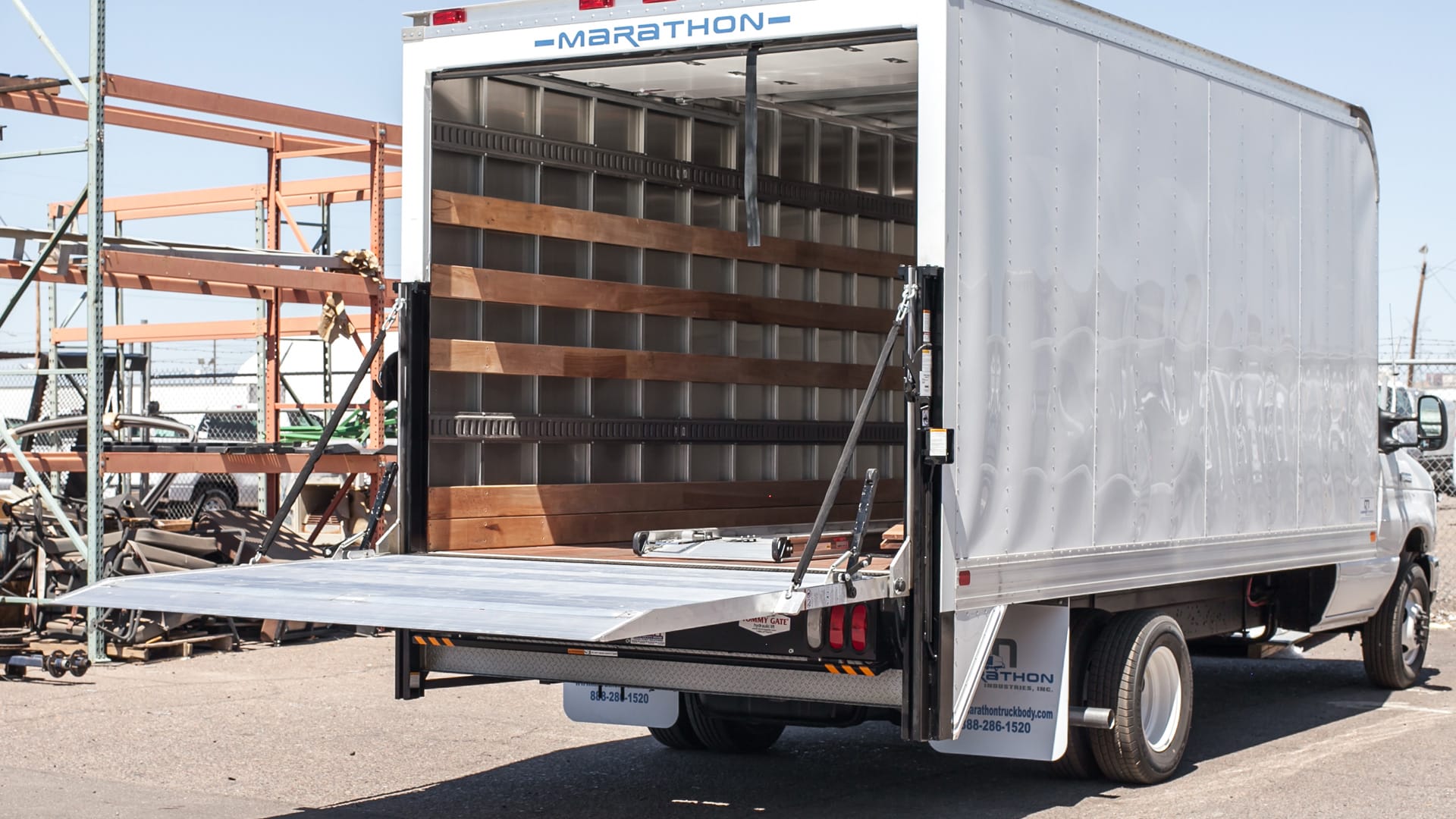 Flatbed and Van - Railgate Series: Standard - Suffolk County Brake Service